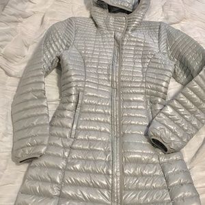 PATAGONIA PACKABLE DOWN MIDI PUFFER -- Silvery Gray